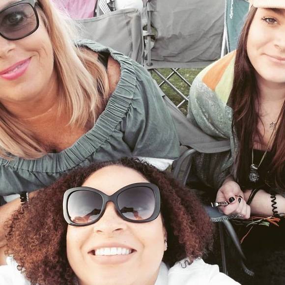 Meet your Posher, Cheryl - Picture 1 of 1